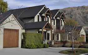 Lansdown Peaks Apartments